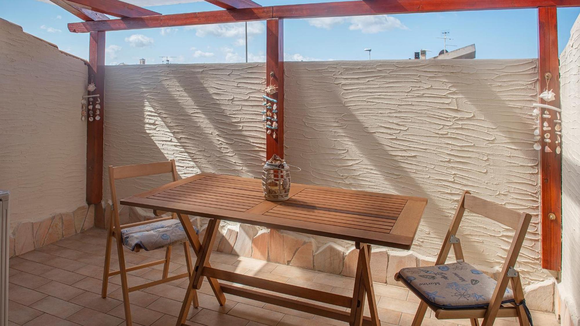 Casa Vacanze Ammentos Olmedo Luaran gambar